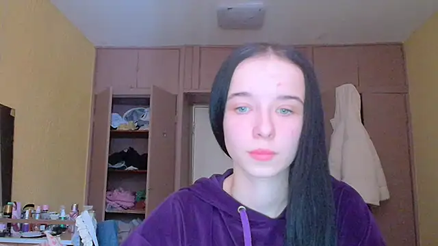 Emilia Light online show from 15, 1, 2026