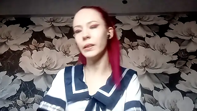 Snapshot of LiaCusson chatting on 27, 9, 2025 LiaCusson online show from 27, 9, 2025