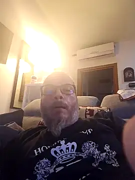 Snapshot of ilmilanese76 chatting on 25, 9, 2025 ilmilanese76 online show from 25, 9, 2025