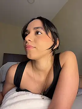 Capricho 01 online show from 29, 10, 2025