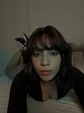 Capricho 01 online show from 2, 2, 2026