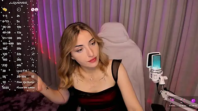 AmyVilvet  online show from 14, 2, 2026