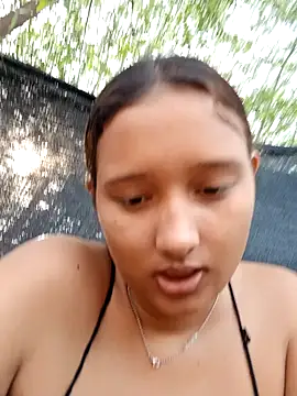 Snapshot of young_dairy01 chatting on 20, 10, 2025 young dairy01 online show from 20, 10, 2025