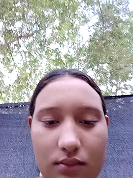 Snapshot of young_dairy01 chatting on 28, 10, 2025 young dairy01 online show from 28, 10, 2025