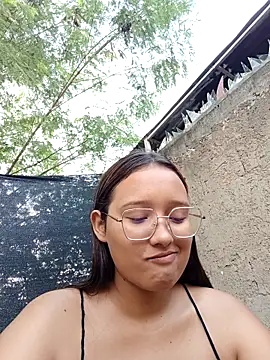 Snapshot of young_dairy01 chatting on 13, 11, 2025 young dairy01 online show from 13, 11, 2025