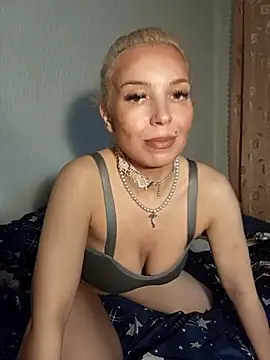 Conny Shellie online show from 3, 11, 2025