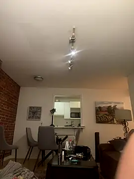 sexybriiiixoxo online show from 6, 1, 2026