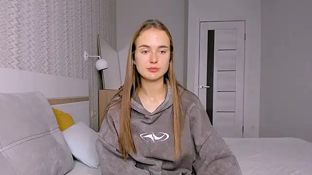 LilMary  online show from 12, 11, 2025