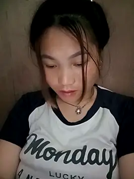 min-xinh online show from 9, 11, 2025