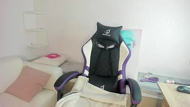 Ella starrr   online show from 9, 4, 2026