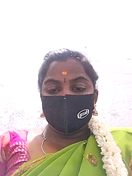 Snapshot of Tamil_Hot_Sindhu chatting on 3, 10, 2025 Tamil Hot Sindhu online show from 3, 10, 2025