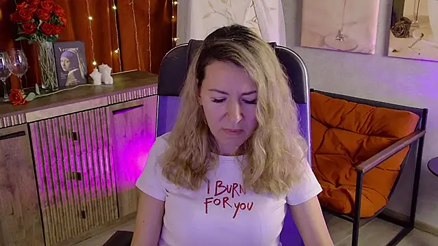 DonnaSmitth online show from 25, 5, 2026