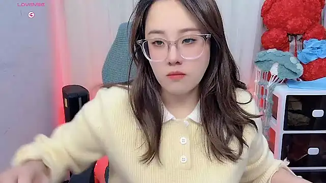 NEWONETO online show from 18, 11, 2025