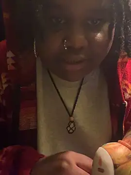 Snapshot of GoddessMiyaa chatting on 4, 10, 2025 GoddessMiyaa online show from 4, 10, 2025