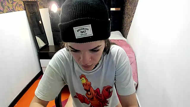 Mia Carter   online show from 30, 10, 2025