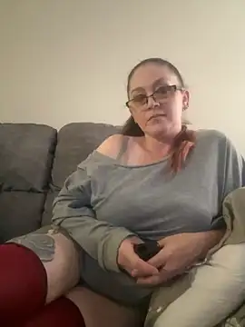 Snapshot of LadyRaven867 chatting on 30, 9, 2025 LadyRaven867 online show from 30, 9, 2025