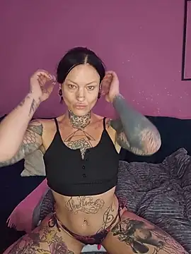 Snapshot of Peach420live chatting on 5, 6, 2026 Peach420live online show from 5, 6, 2026