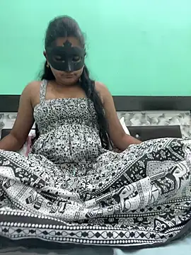 Snapshot of TeluguIshu_teen20 chatting on 4, 7, 2026 TeluguIshu teen20 online show from 4, 7, 2026