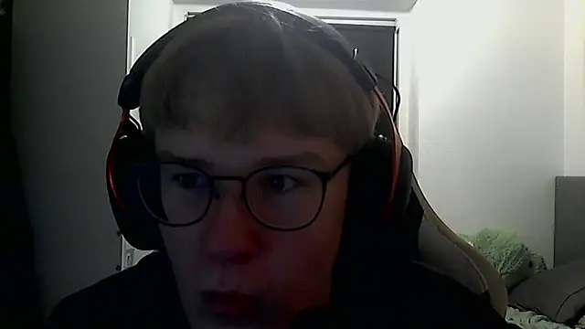 6foot7michael online show from 26, 9, 2025