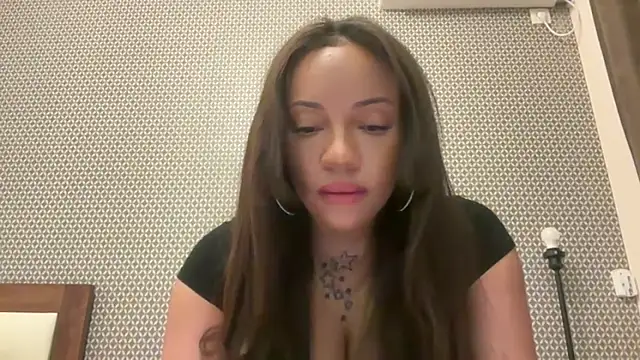 realrockybee1 online show from 14, 11, 2025