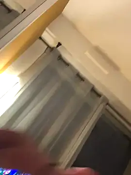 GoldenPussy1329 online show from 30, 11, 2025