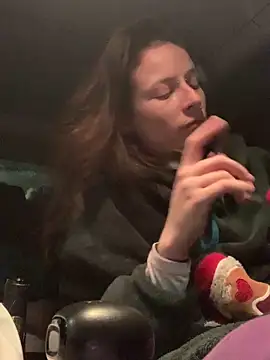 GoldenPussy1329 online show from 21, 12, 2025