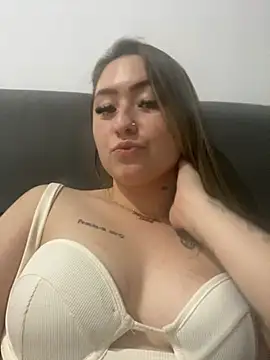 Snapshot of alegata27 chatting on 28, 9, 2025 alegata27 online show from 28, 9, 2025