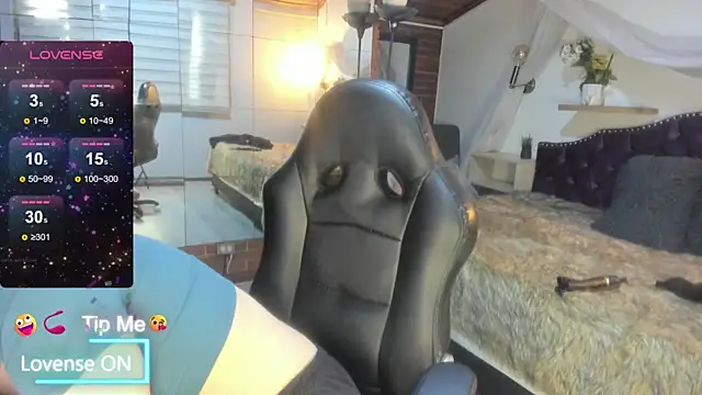 sophialyh 1 online show from 15, 4, 2026