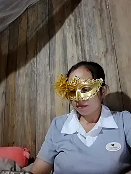 Snapshot of Tuyet_xx chatting on 18, 10, 2025 Tuyet xx online show from 18, 10, 2025