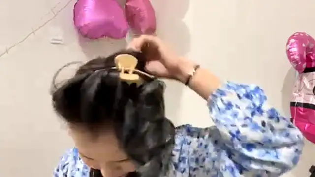 CarollFalick online show from 24, 10, 2025