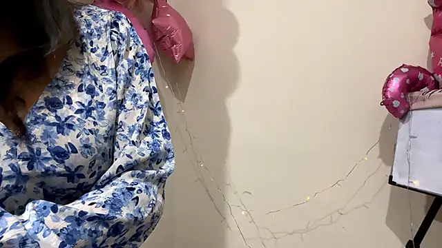 CarollFalick online show from 30, 10, 2025