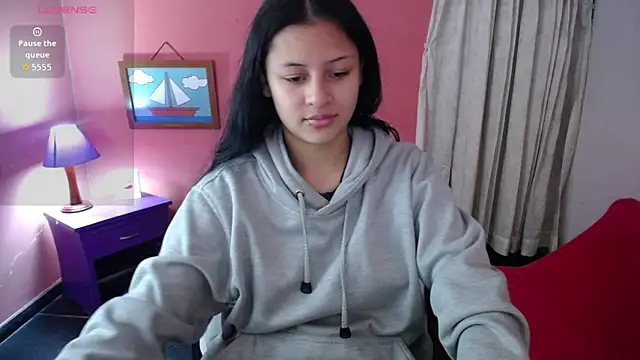 Snapshot of little_ashly2 chatting on 29, 9, 2025 little ashly2 online show from 29, 9, 2025
