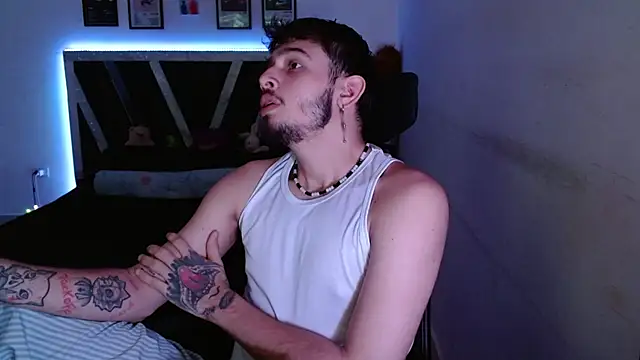 Snapshot of Sebasxxl12 chatting on 23, 12, 2025 Sebasxxl12 online show from 23, 12, 2025