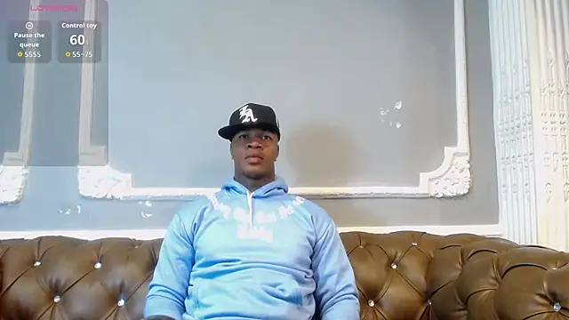 Snapshot of MickeyTyson chatting on 6, 10, 2025 MickeyTyson online show from 6, 10, 2025