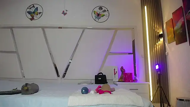 Snapshot of chloe__Jones_ chatting on 1, 6, 2026 chloe Jones online show from 1, 6, 2026