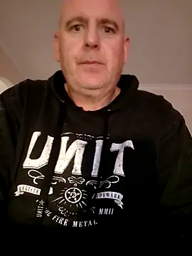 Snapshot of here2play_69 chatting on 28, 9, 2025 here2play 69 online show from 28, 9, 2025
