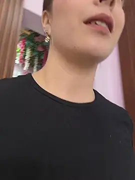 EmmaValencia  online show from 7, 1, 2026