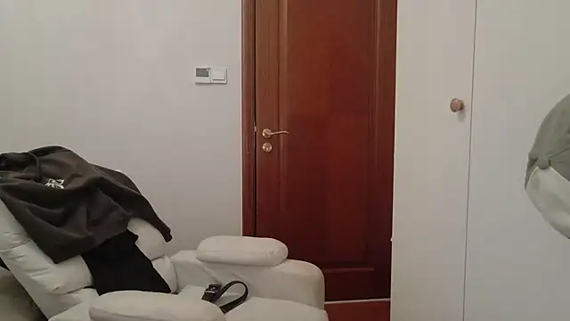 hangzi-0011 online show from 13, 10, 2025