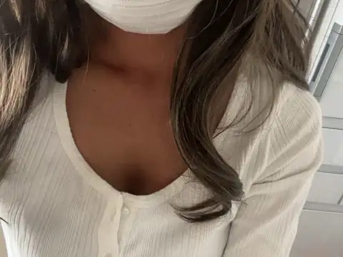 Snapshot of Toriyufu chatting on 5, 11, 2025 Toriyufu online show from 5, 11, 2025