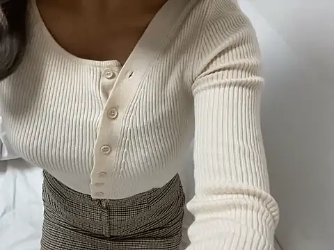 Snapshot of Toriyufu chatting on 26, 11, 2025 Toriyufu online show from 26, 11, 2025