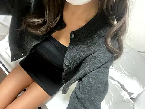 Snapshot of Toriyufu chatting on 3, 12, 2025 Toriyufu online show from 3, 12, 2025