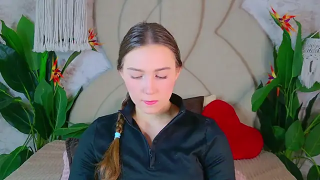 OliviaLay online show from 20, 11, 2025