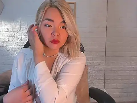 Eily Blunts online show from 9, 10, 2025