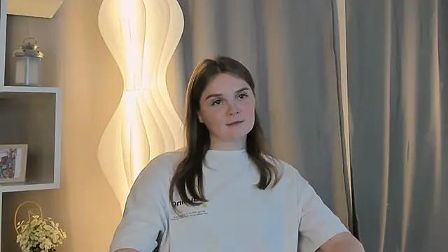 Snapshot of AddieRozo chatting on 30, 9, 2025 AddieRozo online show from 30, 9, 2025