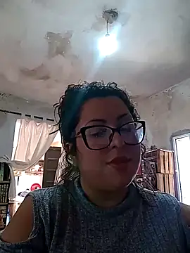 Snapshot of PutaAma420 chatting on 6, 10, 2025 PutaAma420 online show from 6, 10, 2025