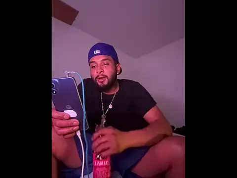 Snapshot of UrfavDilf69 chatting on 12, 11, 2025 UrfavDilf69 online show from 12, 11, 2025