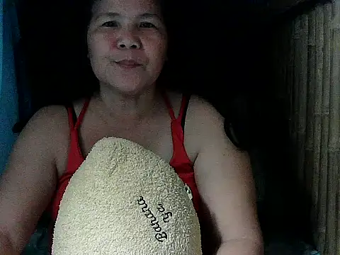 Snapshot of milagrose_rose chatting on 28, 3, 2026 milagrose rose online show from 28, 3, 2026