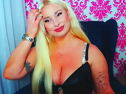 LuxuriaBlond online show from 19, 10, 2025