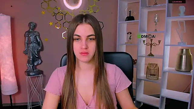 Snapshot of lina_fox12 chatting on 16, 6, 2026 lina fox12 online show from 16, 6, 2026