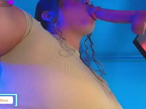 scarlet queen   online show from 30, 9, 2025